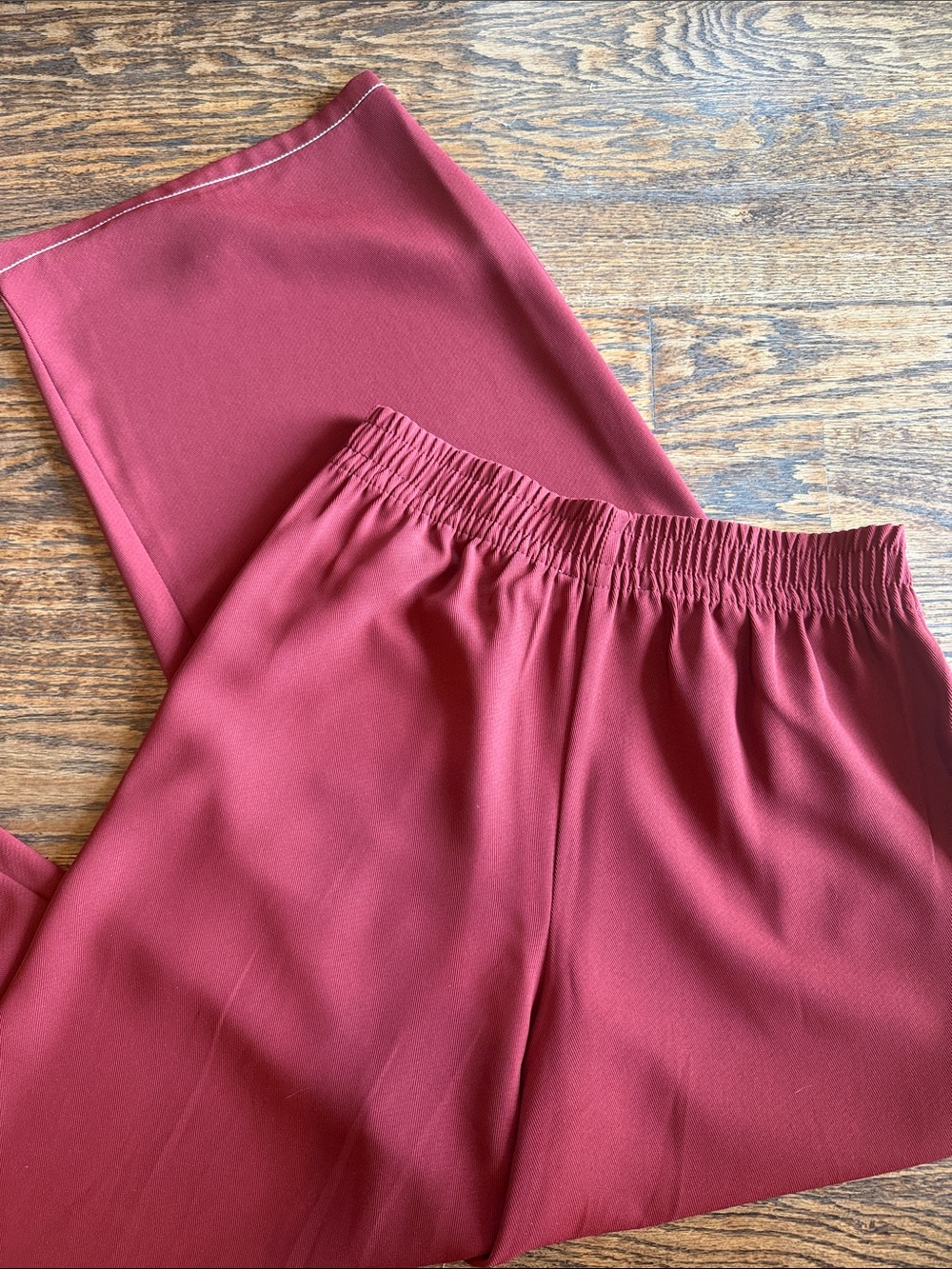Brick-Red Two-Piece Set - Picture 5 of 8